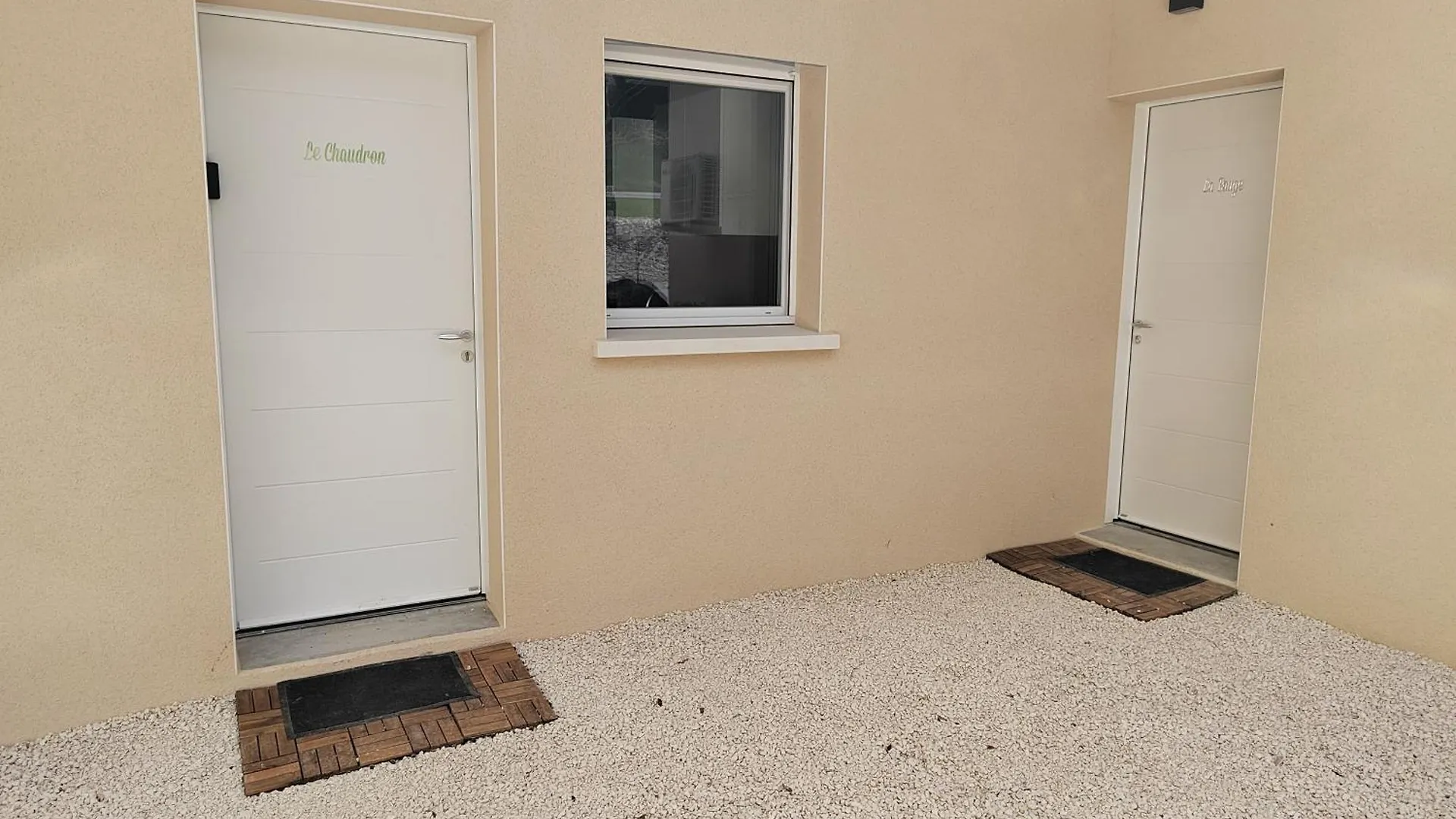 Gite Le Chaudron 1 A 7Pers Avec Piscine Montclar-sur-Gervanne France